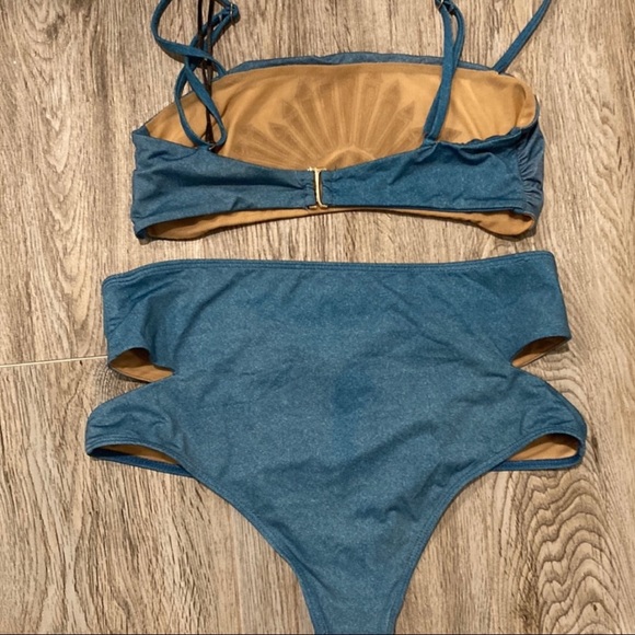 Beach Riot Bikini. Medium and Large - Picture 8 of 11